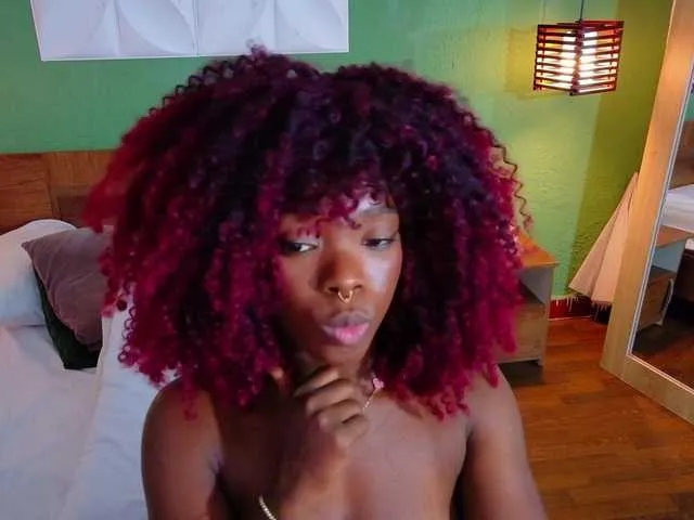 Live sex webcam photo for chocolatte-dreams #292002385