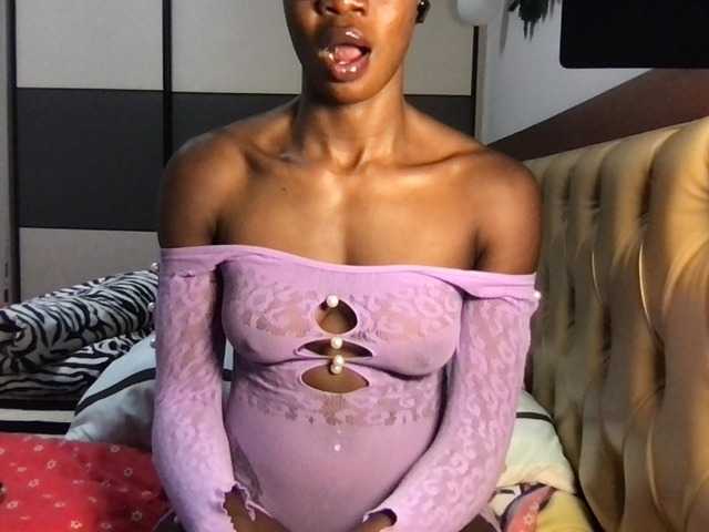 Live sex webcam photo for chocopetite #291415999