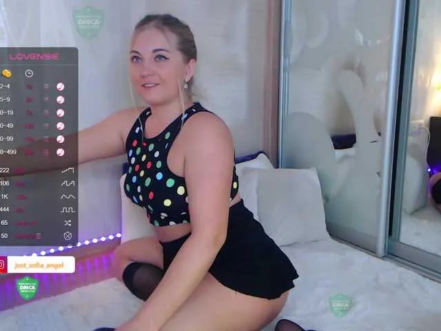 Live sex webcam photo for choose-me111 #276716081