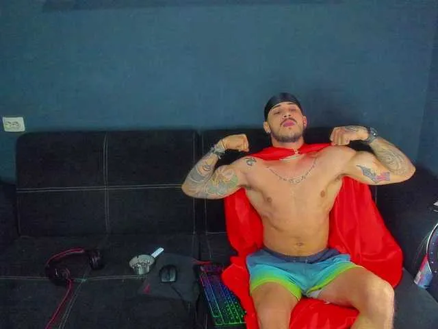 Live sex webcam photo for chrismaster12 #290580031