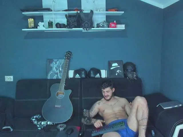 Live sex webcam photo for chrismaster12 #290645697