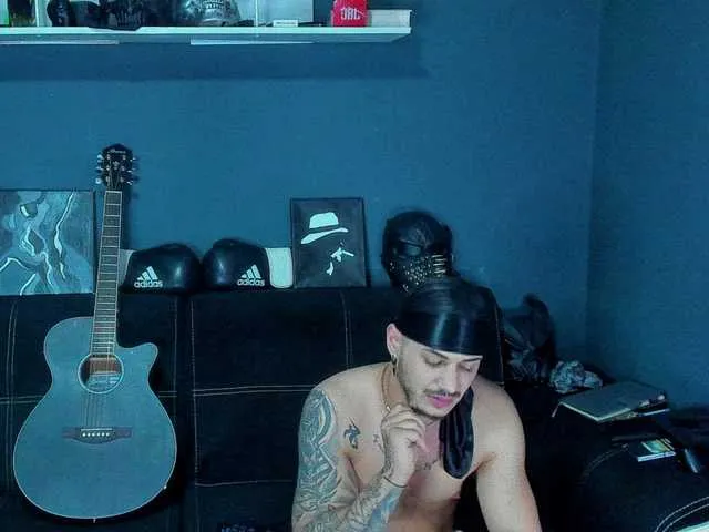 Live sex webcam photo for chrismaster12 #290670268