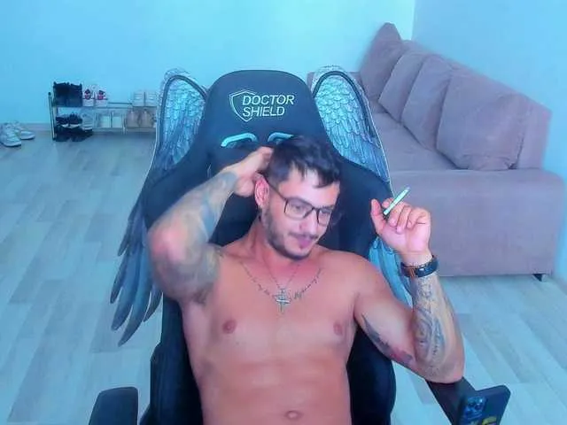 Live sex webcam photo for chrismaster12 #291613466