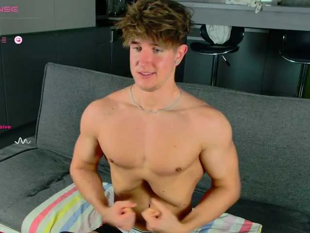 Live sex webcam photo for christianlevine #277819368