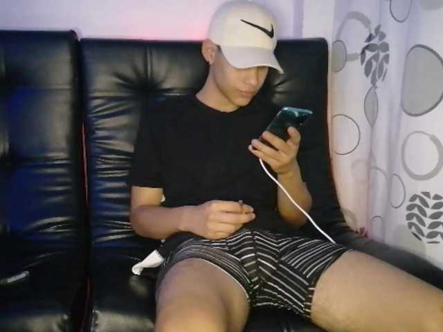 Live sex webcam photo for christoperCol #275712176