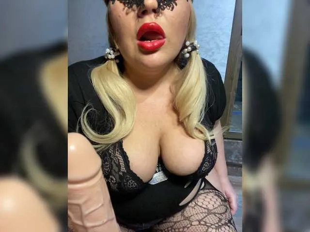 Live sex webcam photo for chubby-doll #273255522