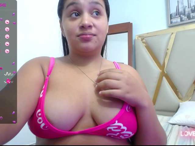 Live sex webcam photo for chubbyboniie #277459280