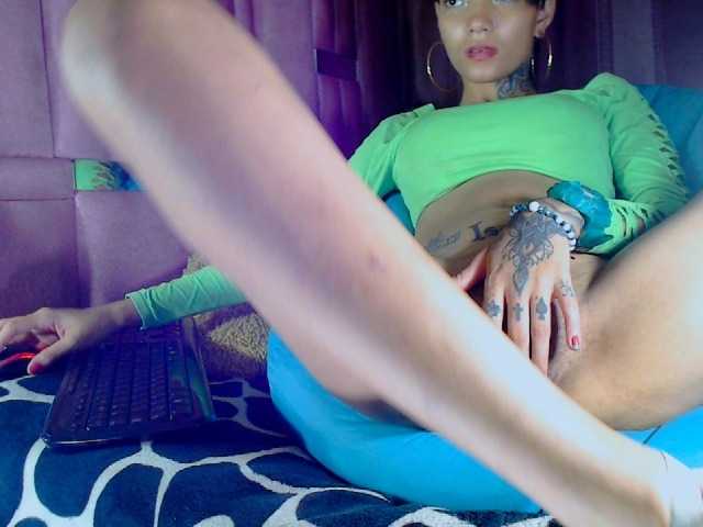 Live sex webcam photo for cianagirl #271720765