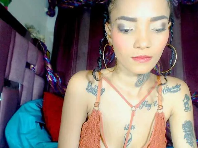 Live sex webcam photo for cianagirl #271847997