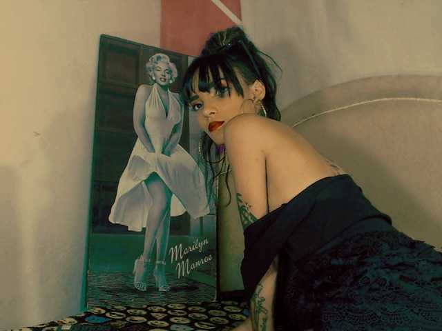 Live sex webcam photo for cianagirl #271918052