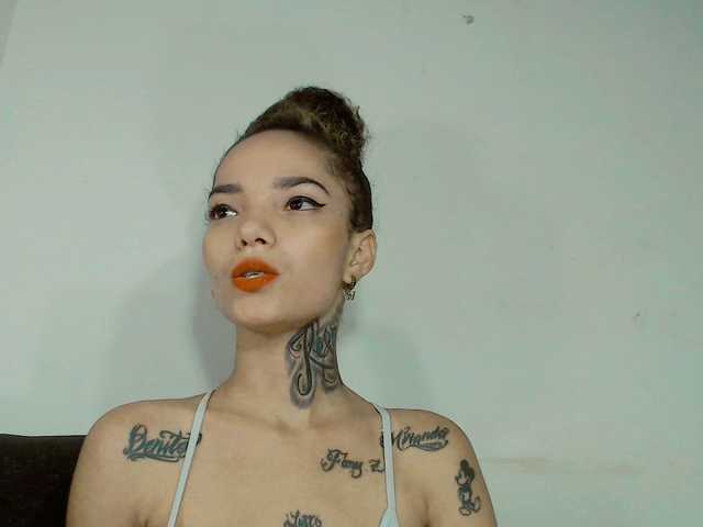 Live sex webcam photo for cianagirl #272329702