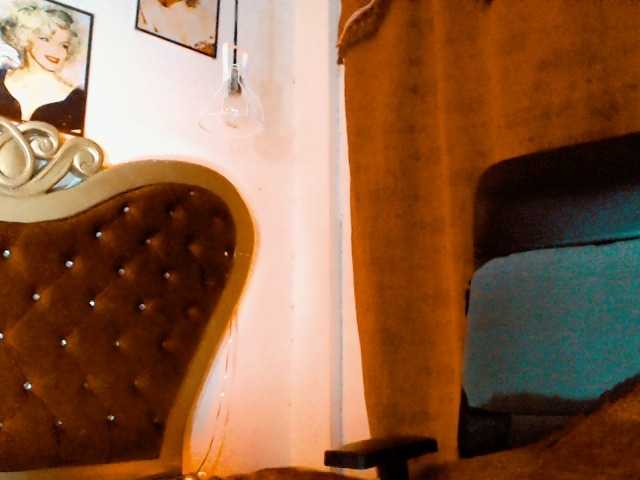 Live sex webcam photo for cianagirl #272467291