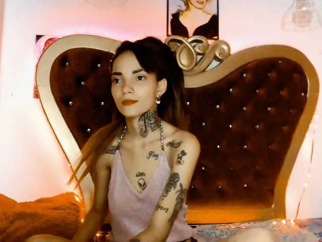 Live sex webcam photo for cianagirl #272484426