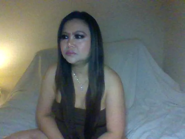 Live sex webcam photo for cindyvong #291493395