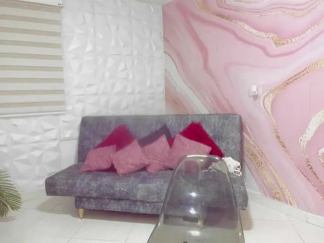 Live sex webcam photo for cintia-greyx #290273025