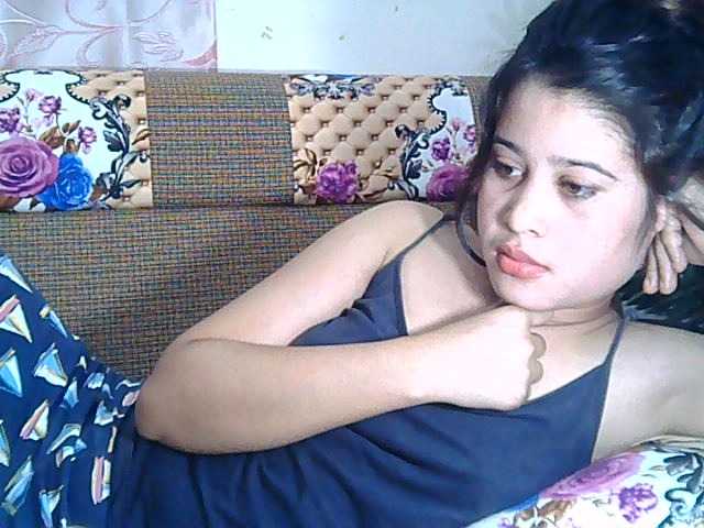 Live sex webcam photo for cistan01 #276304016