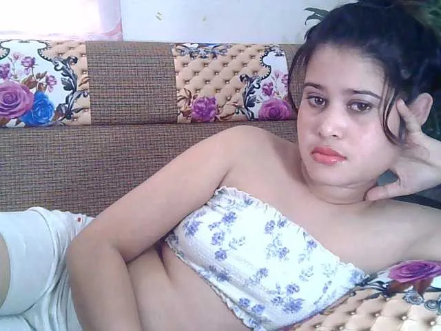 Live sex webcam photo for cistan01 #276764692