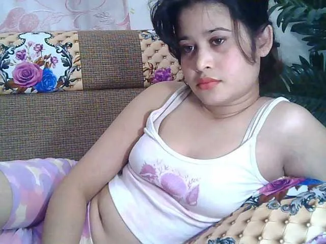 Live sex webcam photo for cistan01 #276788657