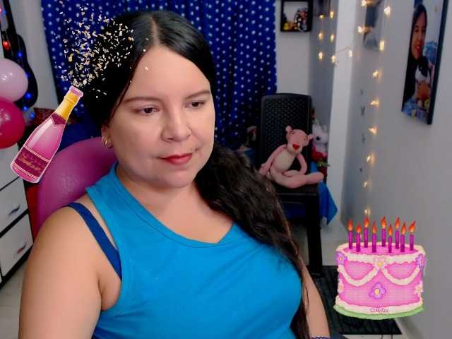 Live sex webcam photo for clarie- #291478583