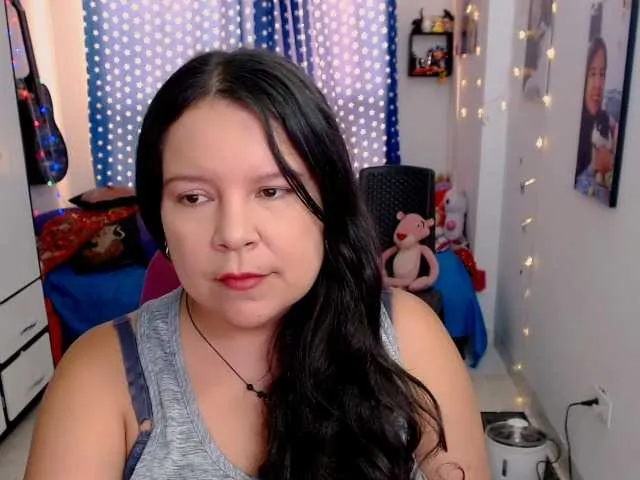 Live sex webcam photo for clarie- #292315650