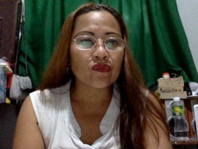 Live sex webcam photo for classygirl #271782624