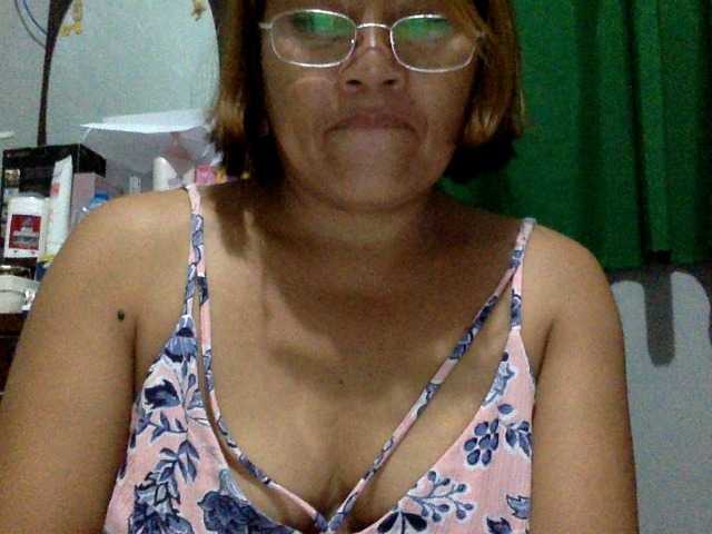 Live sex webcam photo for classygirl #271814376