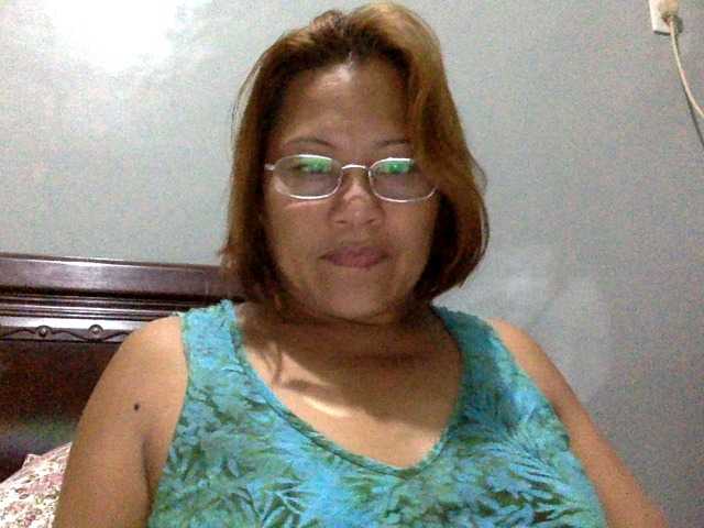 Live sex webcam photo for classygirl #271827672