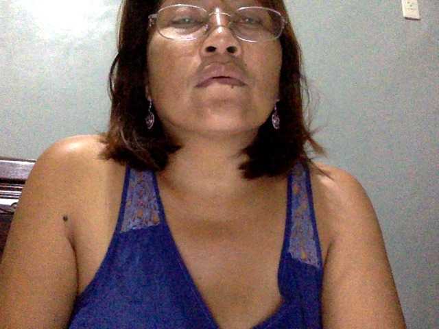 Live sex webcam photo for classygirl #272876588