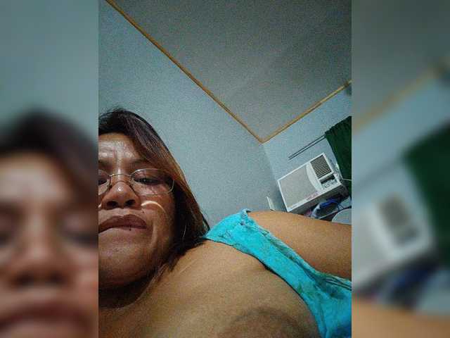 Live sex webcam photo for classygirl #273188091