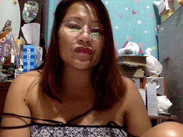 Live sex webcam photo for classygirl #274077717