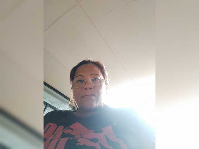 Live sex webcam photo for classygirl #274220988