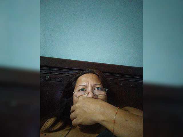 Live sex webcam photo for classygirl #274238069