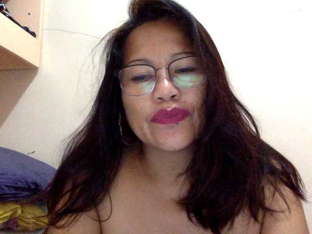 Live sex webcam photo for classygirl #276046722