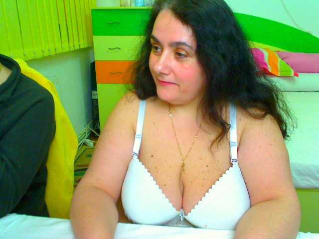 Live sex webcam photo for claudia4sammy #272858459