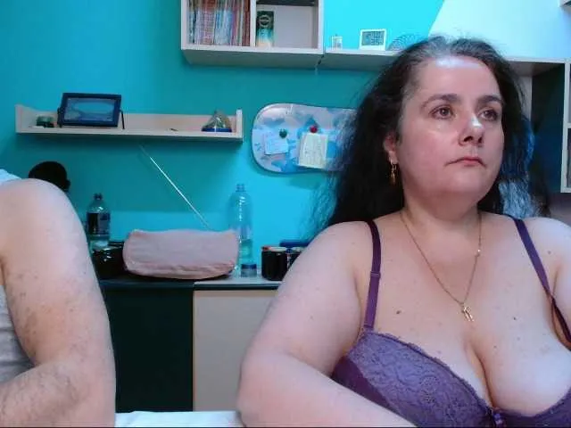 Live sex webcam photo for claudia4sammy #275945794