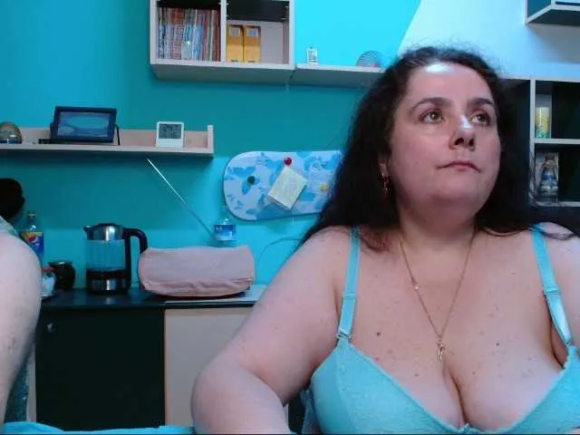 Live sex webcam photo for claudia4sammy #276421557