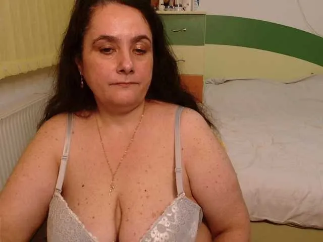 Live sex webcam photo for claudia4sammy #290135106