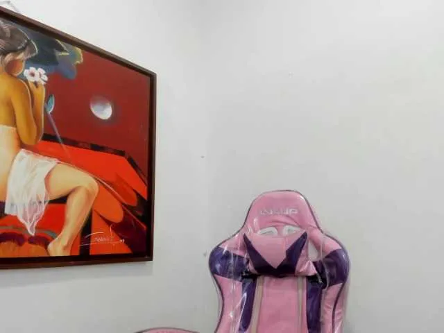 Live sex webcam photo for cleopatraTran #276303876