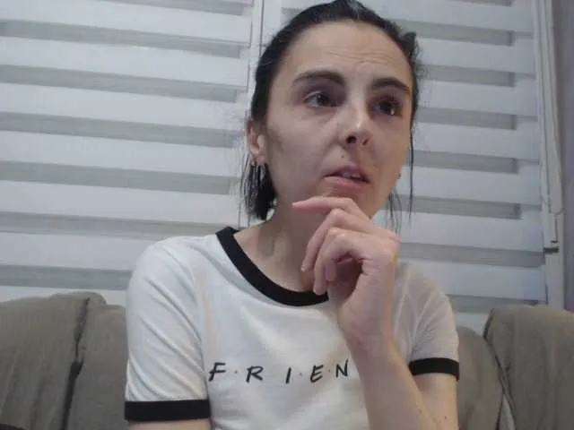 Live sex webcam photo for cleophee #287942473