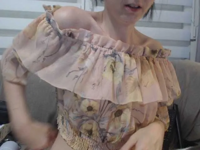 Live sex webcam photo for cleophee #287942475