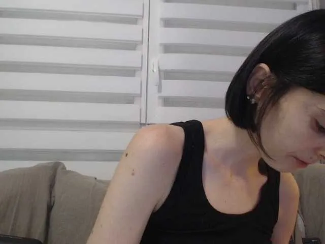 Live sex webcam photo for cleophee #287942482