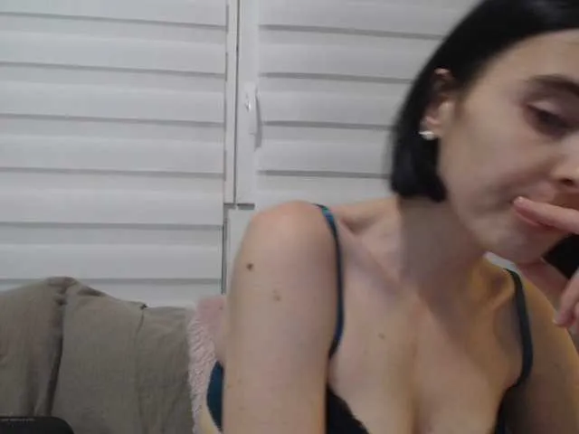 Live sex webcam photo for cleophee #287942506
