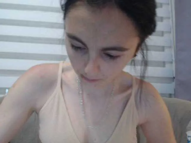 Live sex webcam photo for cleophee #287942546