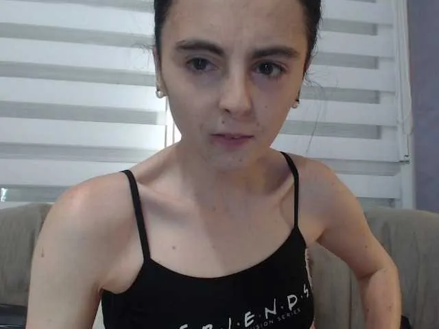 Live sex webcam photo for cleophee #287942552