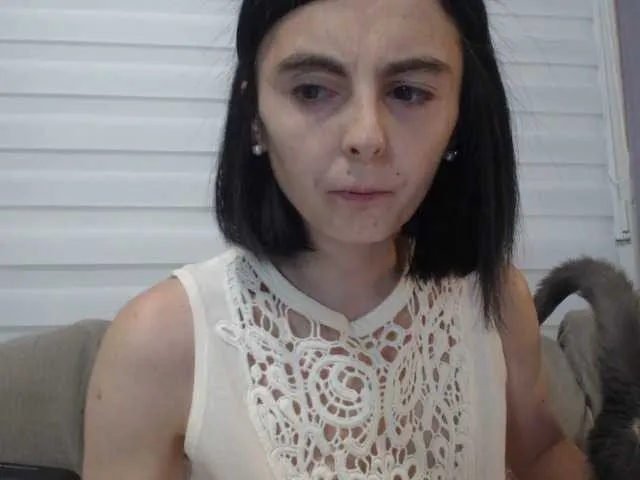Live sex webcam photo for cleophee #287942579