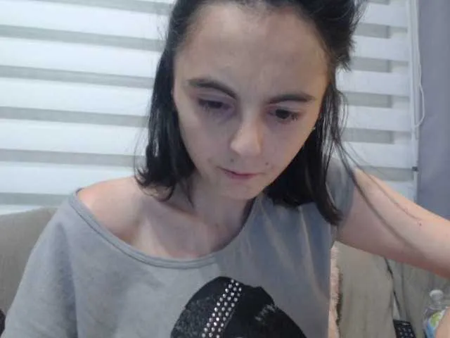 Live sex webcam photo for cleophee #287942650