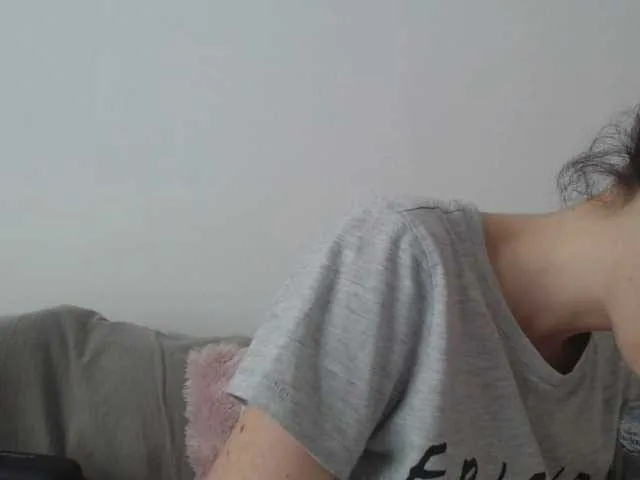 Live sex webcam photo for cleophee #287942684