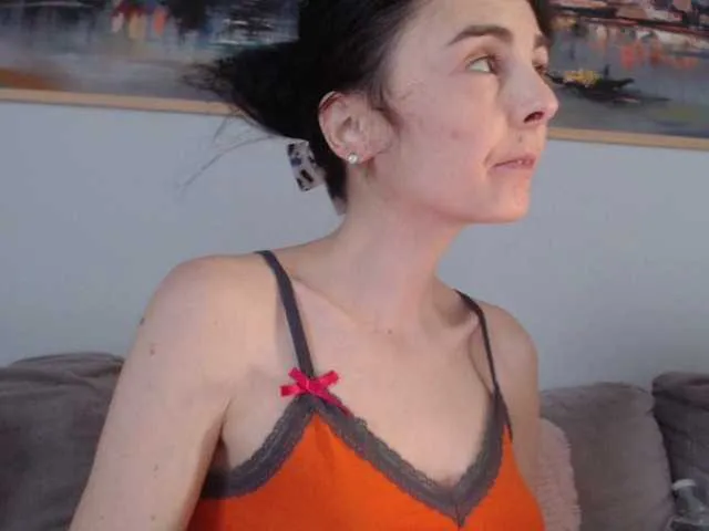 Live sex webcam photo for cleophee #287942815