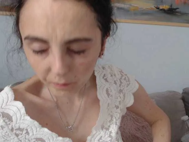 Live sex webcam photo for cleophee #287942839
