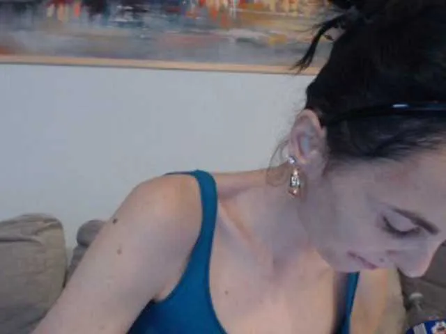 Live sex webcam photo for cleophee #287942873